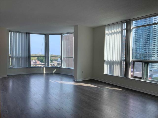 1001 - 942 Yonge St, Condo with 2 bedrooms, 2 bathrooms and 1 parking in Toronto ON | Image 9