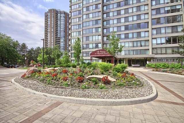 2602 - 65 Skymark Dr, Condo with 2 bedrooms, 3 bathrooms and 2 parking in Toronto ON | Image 2
