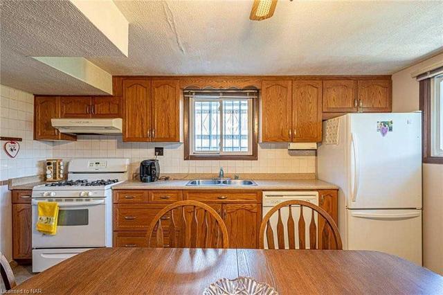 36 Bendingroad Cres, House detached with 3 bedrooms, 2 bathrooms and 9 parking in St. Catharines ON | Image 15