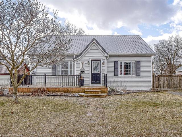 17 Albert St W/S, House detached with 5 bedrooms, 2 bathrooms and 6 parking in Norfolk County ON | Image 12