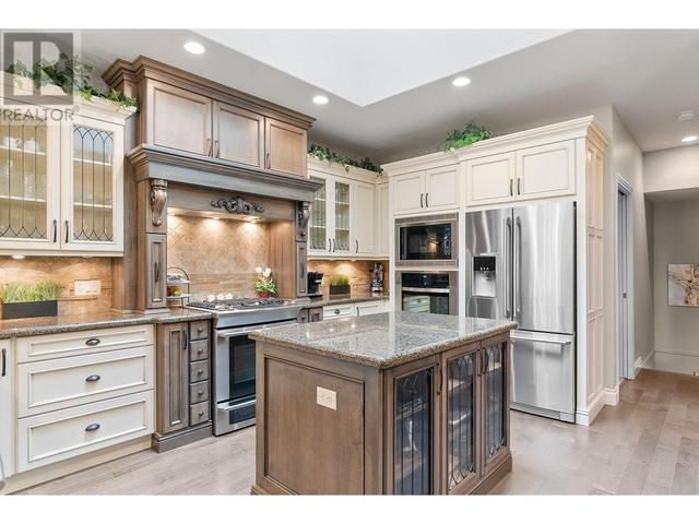 3986 Gallaghers Parkland Drive, House detached with 3 bedrooms, 3 bathrooms and 4 parking in Kelowna BC | Image 12