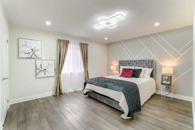 133 Spring Azure Cres, House detached with 4 bedrooms, 5 bathrooms and 4 parking in Oakville ON | Image 14