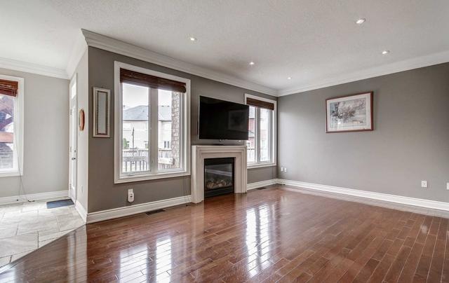 1245 Jezero Cres, House detached with 4 bedrooms, 4 bathrooms and 6 parking in Oakville ON | Image 30