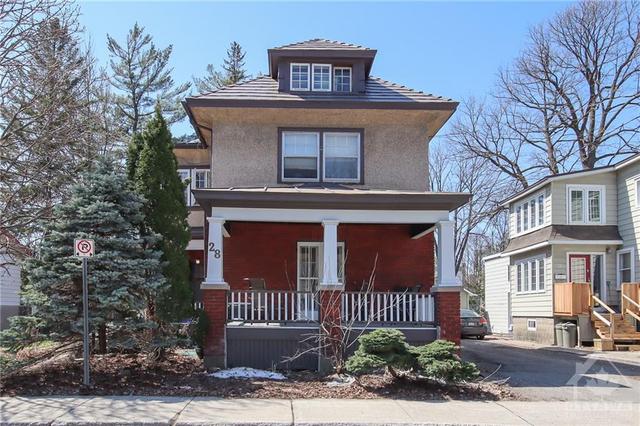 28 Gwynne Avenue, House detached with 5 bedrooms, 1 bathrooms and 5 parking in Ottawa ON | Image 2