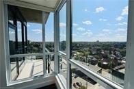 1007 - 100 Garment St, Condo with 1 bedrooms, 1 bathrooms and 1 parking in Kitchener ON | Image 2