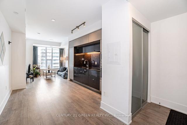 5502 - 10 York St, Condo with 1 bedrooms, 2 bathrooms and 0 parking in Toronto ON | Image 24