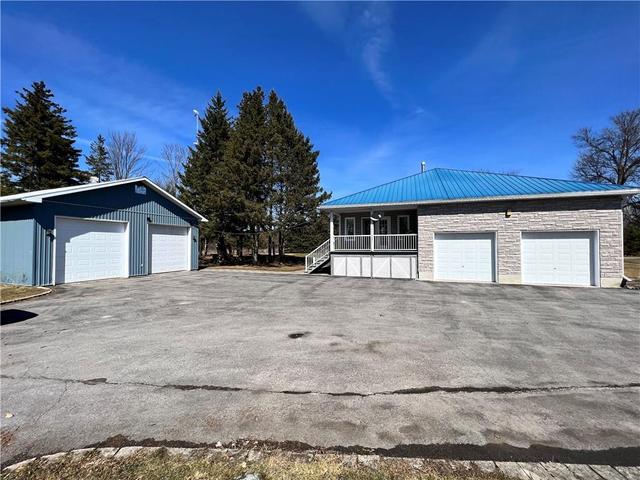 3805 Big Rideau Lake Road, House detached with 3 bedrooms, 2 bathrooms and 14 parking in Rideau Lakes ON | Image 16