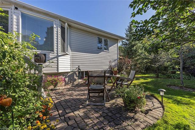 551 Monterey Court, House detached with 4 bedrooms, 3 bathrooms and 6 parking in Kingston ON | Image 38