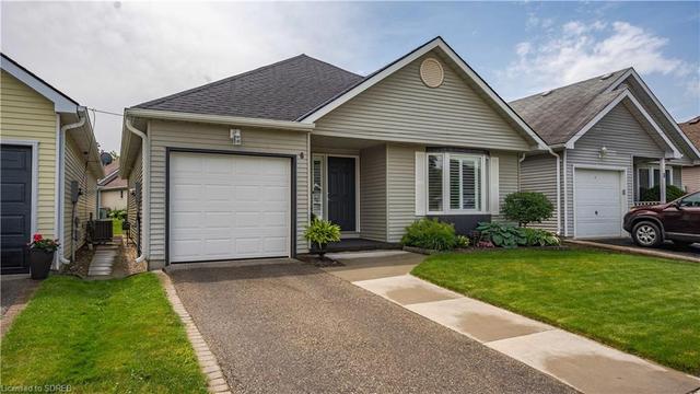6 Dereham Drive, House detached with 2 bedrooms, 1 bathrooms and 2 parking in Tillsonburg ON | Image 2
