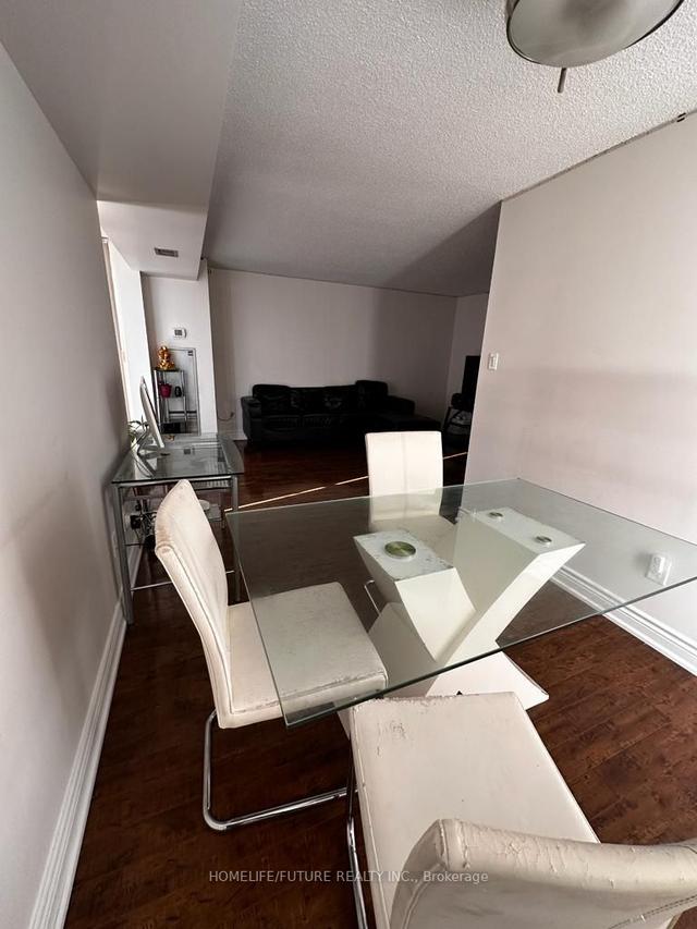 1105 - 3077 Weston Rd, Condo with 2 bedrooms, 2 bathrooms and 1 parking in Toronto ON | Image 6
