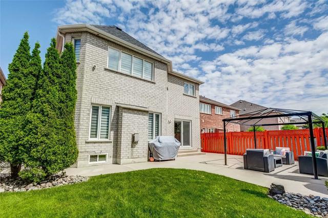 20 Magpie Cres, House detached with 4 bedrooms, 4 bathrooms and 4 parking in Vaughan ON | Image 35