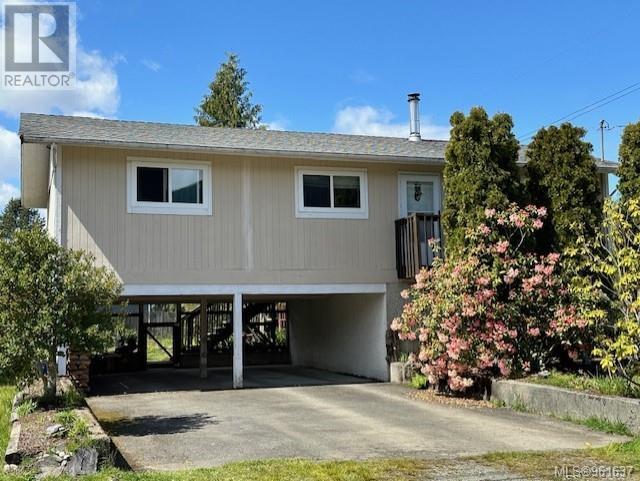 34 Pine St, House detached with 3 bedrooms, 2 bathrooms and 2 parking in Lake Cowichan BC | Image 1