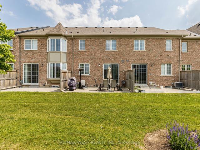50 Honeyview Tr, House attached with 3 bedrooms, 4 bathrooms and 3 parking in Brampton ON | Image 27