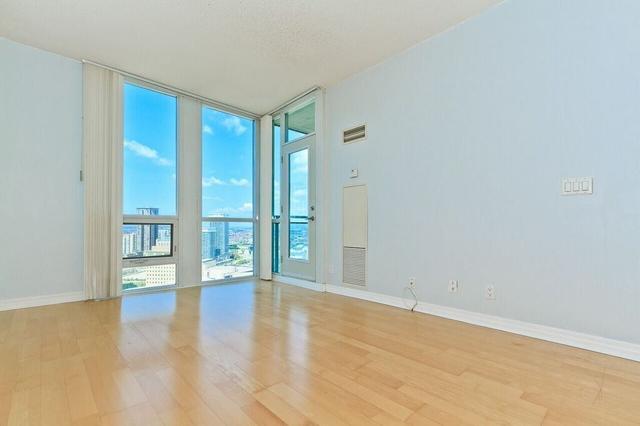 2901 - 3939 Duke Of York Blvd, Condo with 1 bedrooms, 2 bathrooms and 1 parking in Mississauga ON | Image 5