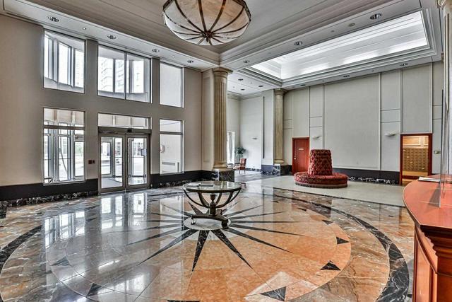 303 - 8 Lee Centre Dr, Condo with 2 bedrooms, 2 bathrooms and 1 parking in Toronto ON | Image 26