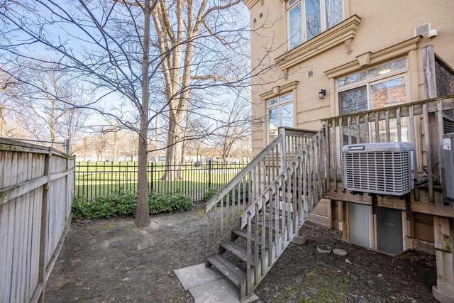 th36 - 88 Carr St, Townhouse with 1 bedrooms, 1 bathrooms and 1 parking in Toronto ON | Image 10