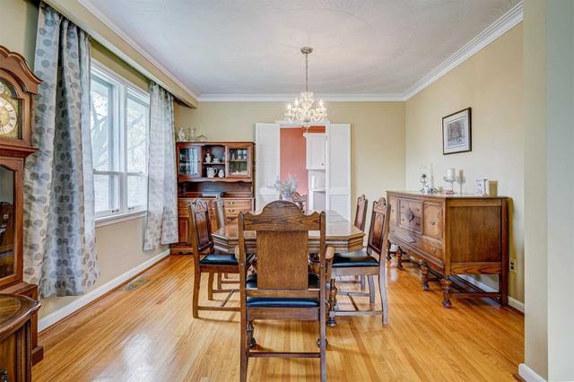 14 Epping St, House detached with 3 bedrooms, 3 bathrooms and 4 parking in Toronto ON | Image 37