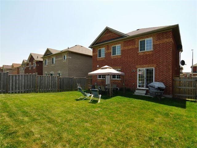 30 Oceanpearl Cres, House detached with 3 bedrooms, 3 bathrooms and 3 parking in Whitby ON | Image 19