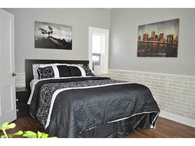 73 Wellington St W, Home with 2 bedrooms, 2 bathrooms and null parking in Barrie ON | Image 14