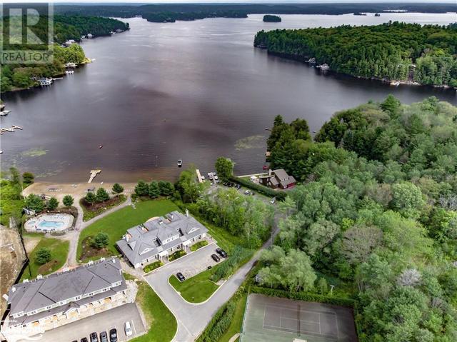 1869 Muskoka Road 118 W Unit# Btv W101 A&B, Condo with 2 bedrooms, 2 bathrooms and 1 parking in Muskoka Lakes ON | Image 40