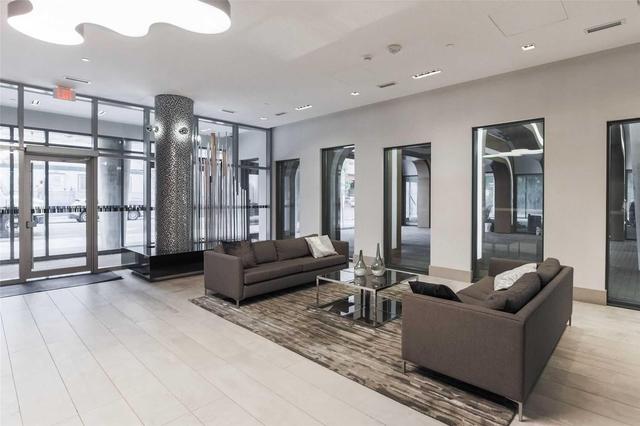 Lph 25 - 525 Adelaide St W, Condo with 2 bedrooms, 2 bathrooms and 1 parking in Toronto ON | Image 2