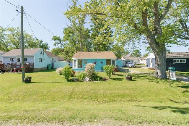 1070 Lakeshore Road, House detached with 2 bedrooms, 1 bathrooms and 2 parking in Haldimand County ON | Image 34