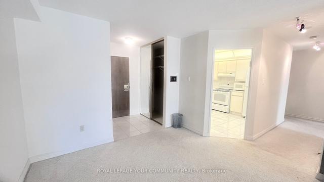208 - 333 Clark Ave W, Condo with 2 bedrooms, 2 bathrooms and 1 parking in Vaughan ON | Image 21