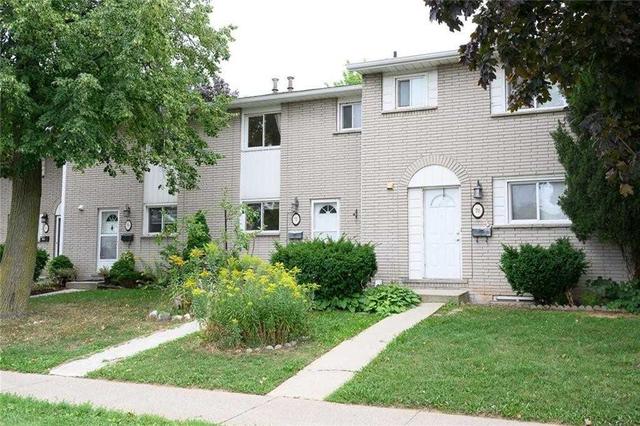 19 - 72 Riverdale Dr, Townhouse with 3 bedrooms, 2 bathrooms and 1 parking in Hamilton ON | Card Image
