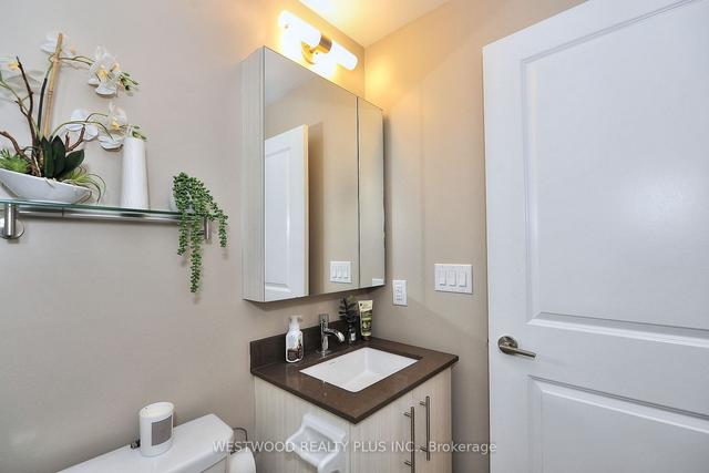 ph10 - 55 Oneida Cres, Condo with 2 bedrooms, 2 bathrooms and 1 parking in Richmond Hill ON | Image 10