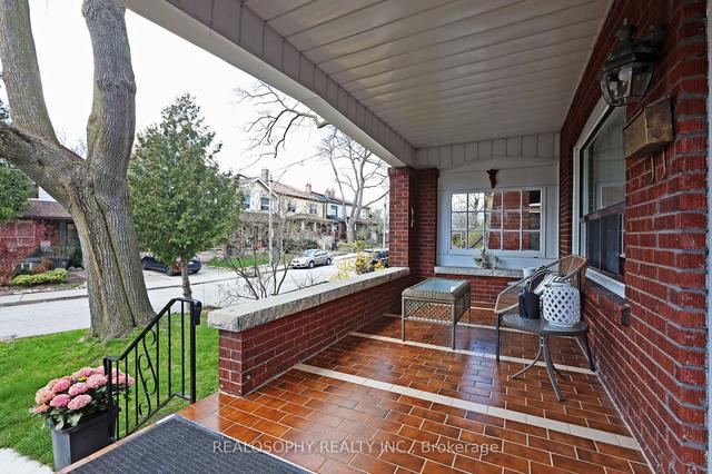 1 Slade Ave, House detached with 4 bedrooms, 2 bathrooms and 1 parking in Toronto ON | Image 23