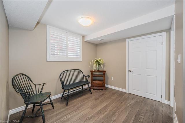 82 Dawes Avenue, House semidetached with 3 bedrooms, 3 bathrooms and 2 parking in Guelph ON | Image 26