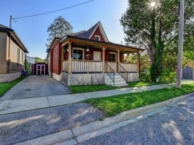 7 Tom St, House detached with 2 bedrooms, 2 bathrooms and 3 parking in Brantford ON | Image 1