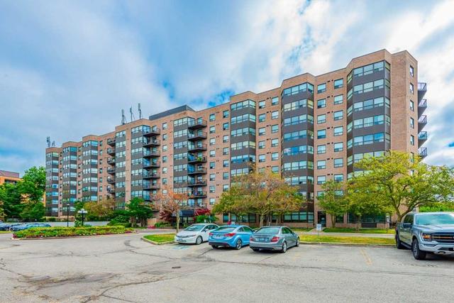 301 - 2 Raymerville Dr, Condo with 2 bedrooms, 2 bathrooms and 1 parking in Markham ON | Image 1