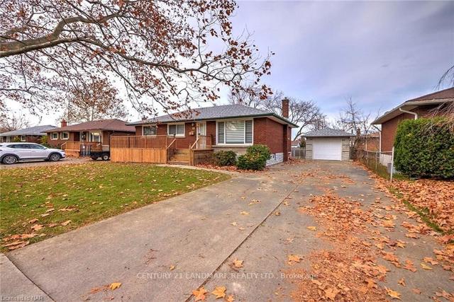 45 Chestnut St W, House detached with 3 bedrooms, 4 bathrooms and 6 parking in St. Catharines ON | Image 12