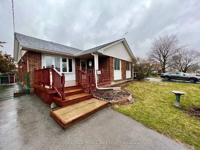 25 Mcfee St, House detached with 3 bedrooms, 2 bathrooms and 4 parking in Belleville ON | Image 12