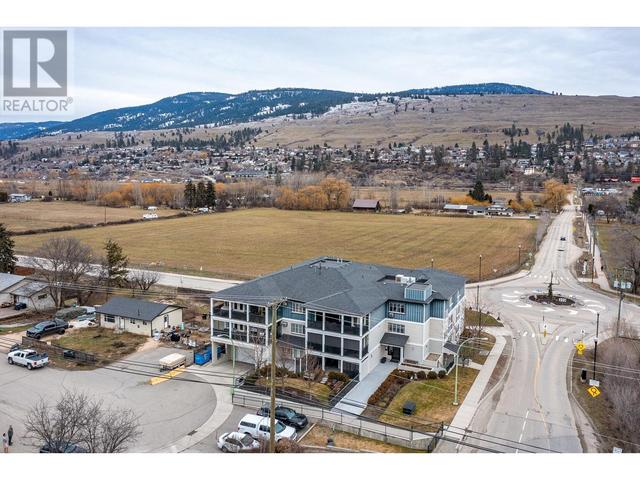 305 - 10529 Powley Court, Condo with 2 bedrooms, 2 bathrooms and 2 parking in Lake Country BC | Image 29