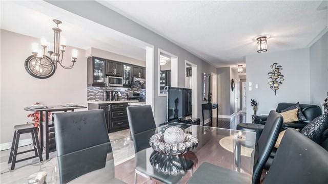 9 Rivitt Pl, House attached with 3 bedrooms, 3 bathrooms and 3 parking in Toronto ON | Image 9