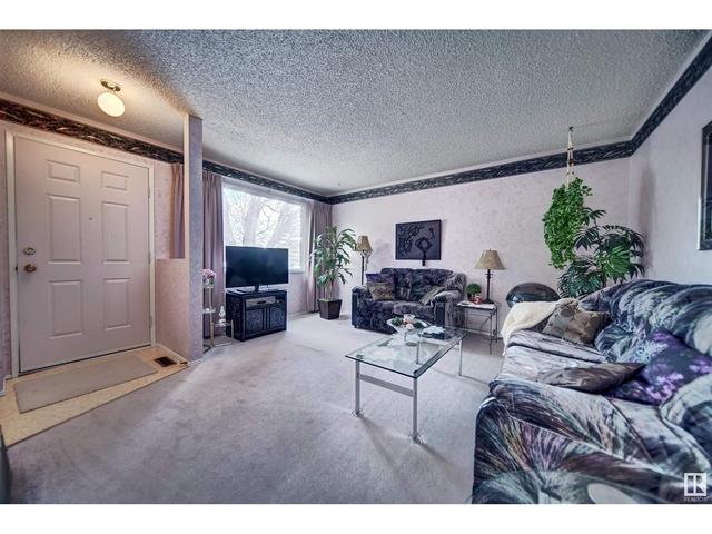 17911 93 St Nw, House detached with 4 bedrooms, 2 bathrooms and null parking in Edmonton AB | Card Image