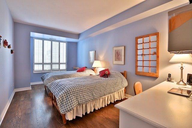 lph6 - 38 Avoca Ave, Condo with 3 bedrooms, 3 bathrooms and 2 parking in Toronto ON | Image 17
