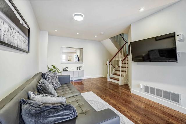 4 - 1241 Parkwest Pl, Townhouse with 3 bedrooms, 3 bathrooms and 2 parking in Mississauga ON | Image 6