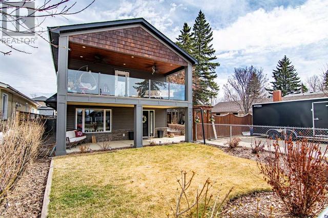5013 43 Street, House detached with 2 bedrooms, 3 bathrooms and 8 parking in Sylvan Lake AB | Image 2