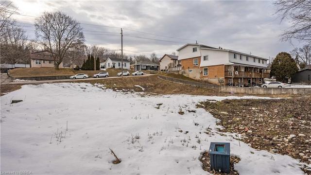 46 Washington Street, Home with 0 bedrooms, 0 bathrooms and null parking in Brant ON | Image 11