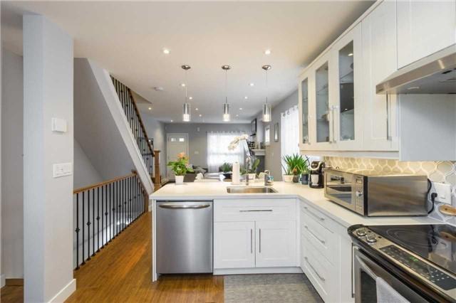 364 Whitmore Ave, House semidetached with 3 bedrooms, 3 bathrooms and 5 parking in Toronto ON | Image 10