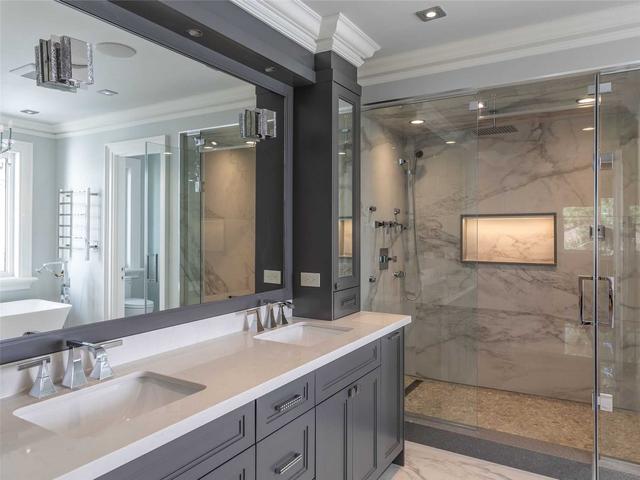 523 Vesta Dr, House detached with 4 bedrooms, 7 bathrooms and 6 parking in Toronto ON | Image 10