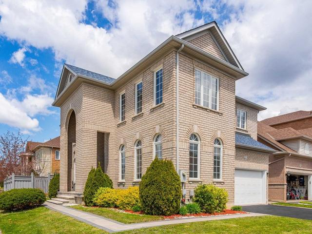 2 Shadetree Cres, House detached with 3 bedrooms, 4 bathrooms and 6 parking in Vaughan ON | Image 12