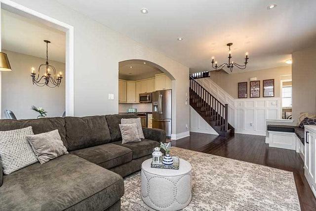 1001 Tock Clse, House detached with 3 bedrooms, 3 bathrooms and 6 parking in Milton ON | Image 10