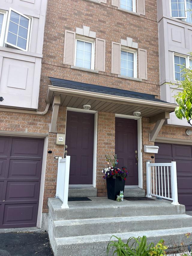 1128 Dundas St W, Townhouse with 2 bedrooms, 3 bathrooms and 2 parking in Mississauga ON | Image 31
