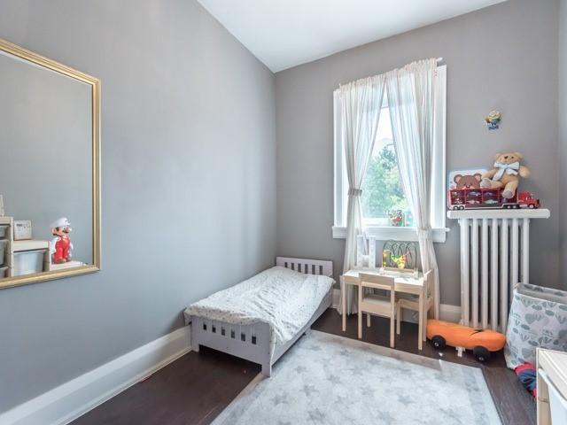 11 Moir Ave, House semidetached with 3 bedrooms, 3 bathrooms and 2 parking in Toronto ON | Image 10