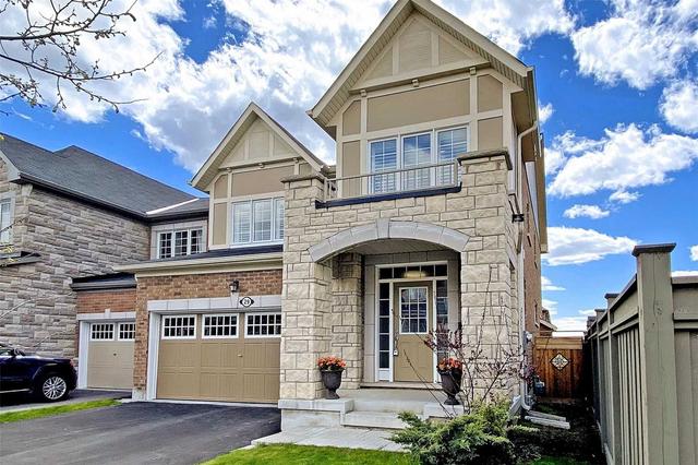 29 Degraaf Cres, House detached with 4 bedrooms, 3 bathrooms and 4 parking in Aurora ON | Image 12