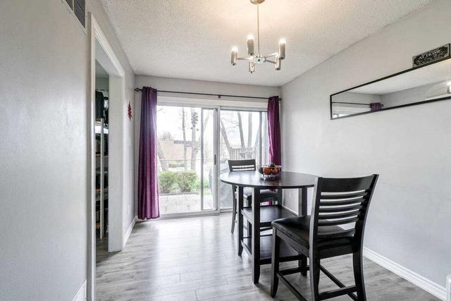 50 - 2605 Woodchester Dr, Townhouse with 4 bedrooms, 4 bathrooms and 2 parking in Mississauga ON | Image 6